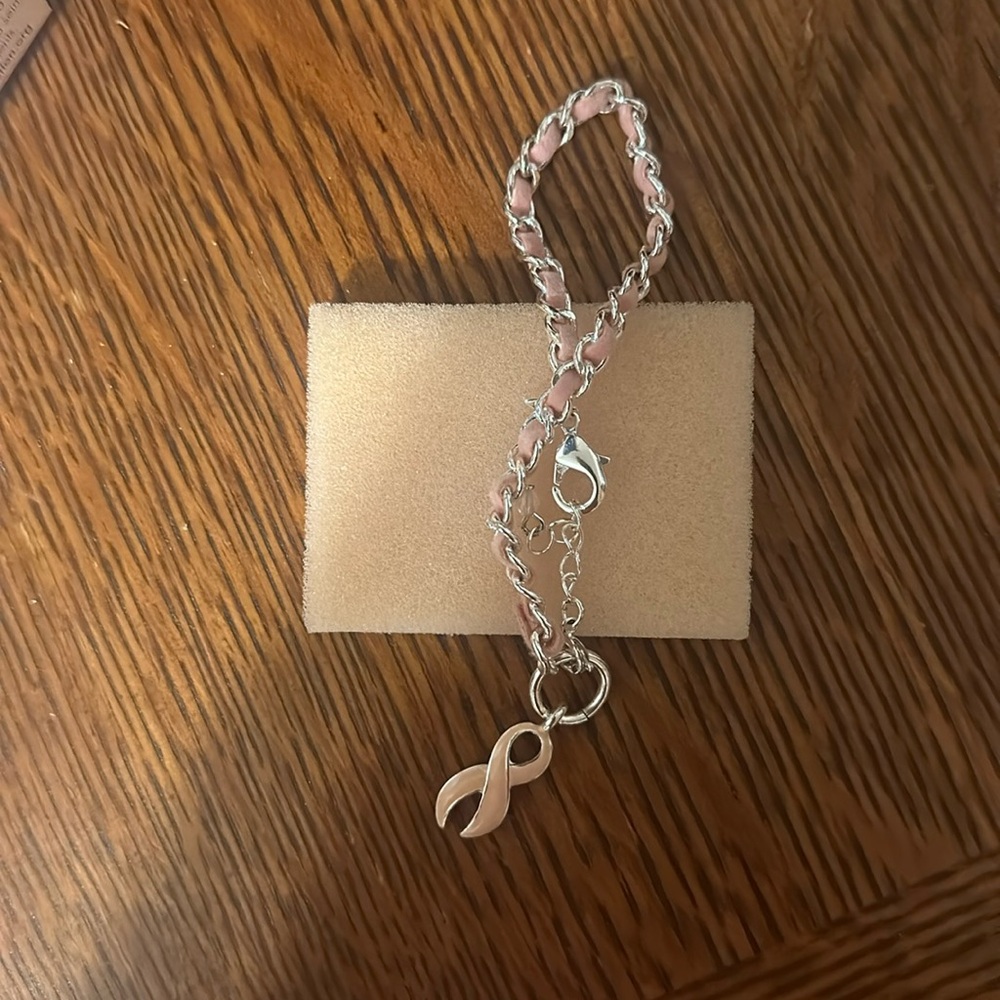 Vintage 2006 Avon breast cancer awareness bracelet